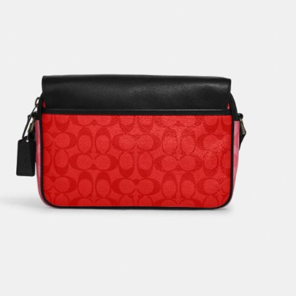 Coach - Picture 4 of 5